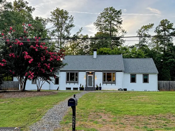 2221 Highview Rd SW, Atlanta, GA 30311