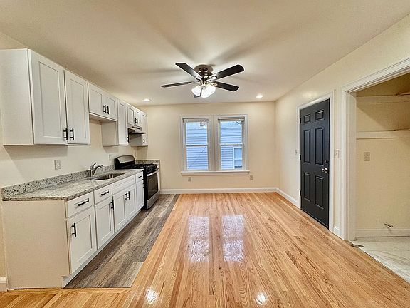 3rd image of 12 Boyd St #3A