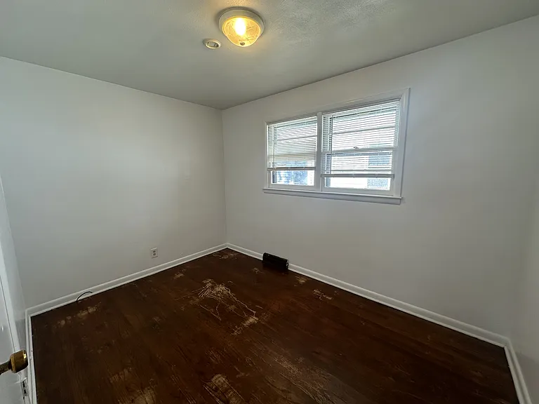 1115 N Winnebago St #1 — Photo 4