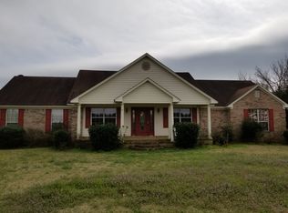 96 County Road 10, Stringer, MS 39481
