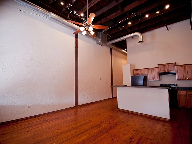 Stove Works Lofts — Photo 6