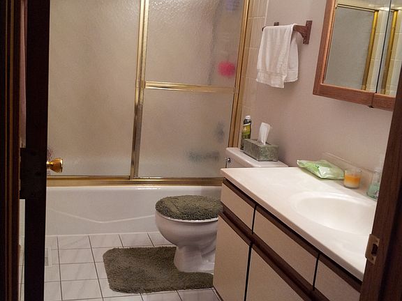 3rd image of 312 Morningside Dr APT A
