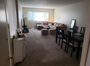 8538 Lotus Ave APT 511, Skokie, IL 60077