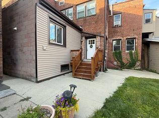 2174 5th Ave #1R, Troy, NY 12180