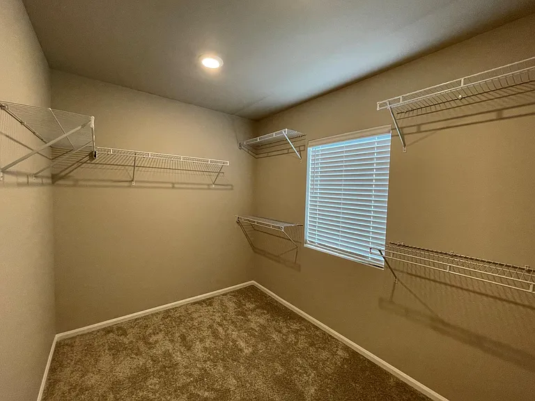 1037 Timberline Ave — Photo 16