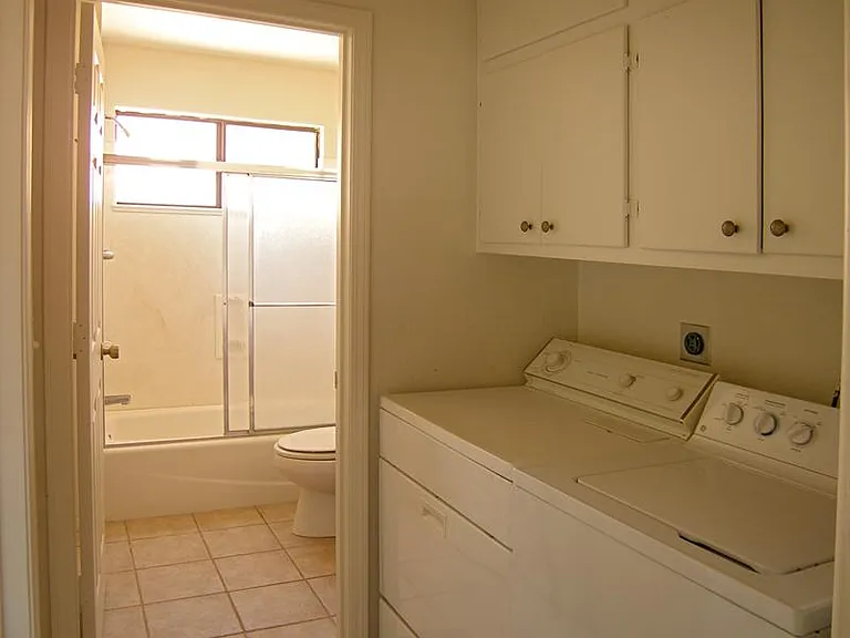 573 Jordan Rd — Photo 6