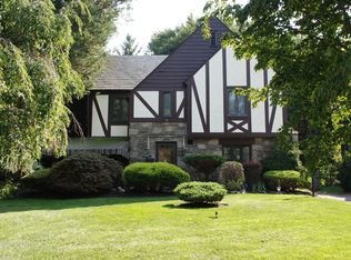 916 Melrose Ave, Elkins Park, PA 19027