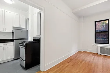 Rented by Cooper & Cooper Real Estate