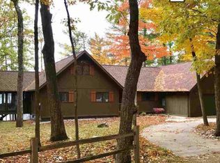 379 Blue Water Dr, Indian River, MI 49749