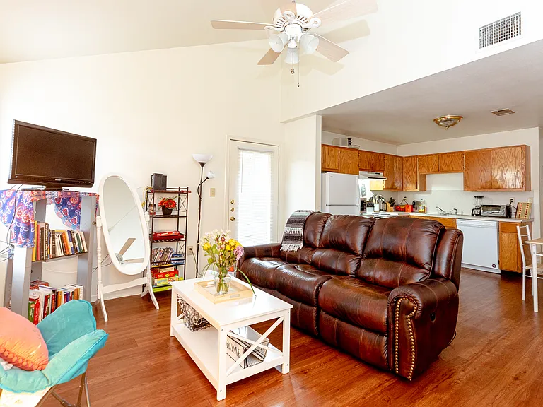 712 Peques St #1104 — Photo 1