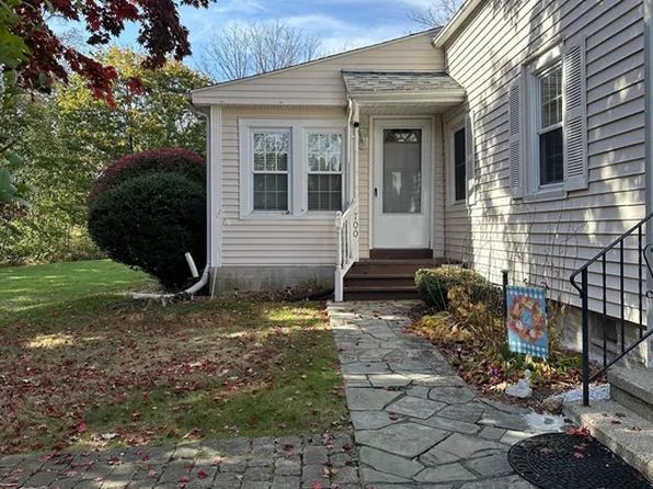 700 Racebrook Rd