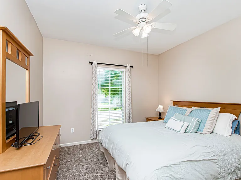 10580 Springglen Ct — Photo 12
