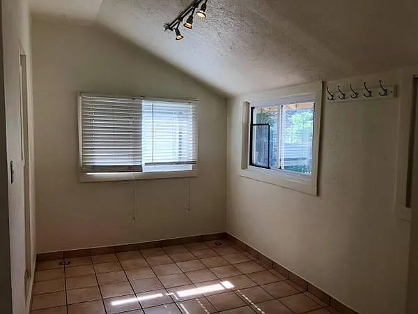 2020 W 38th Ave — Photo 12