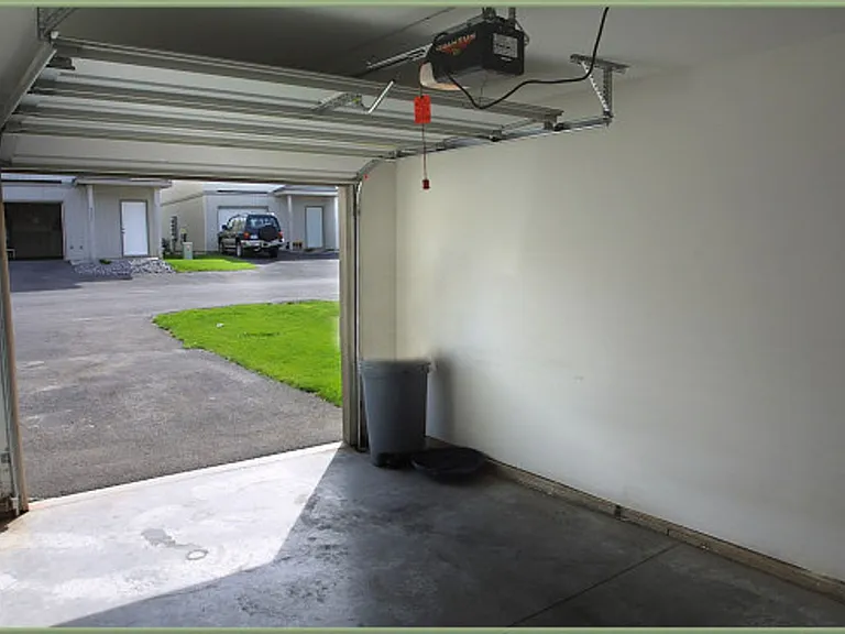 5503 Glenridge Way — Photo 26