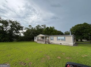 268 Daisy Adams Rd, Cochran, GA 31014