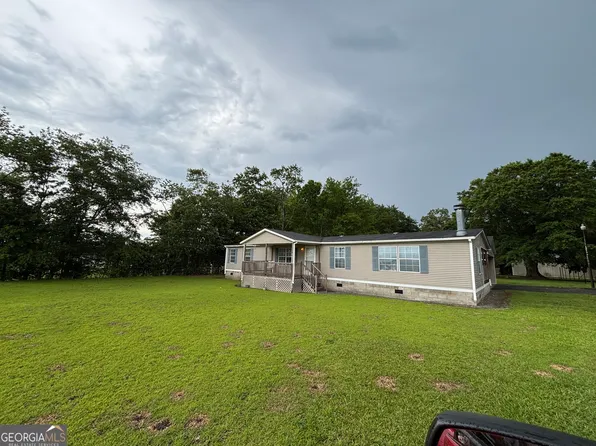 268 Daisy Adams Rd, Cochran, GA 31014