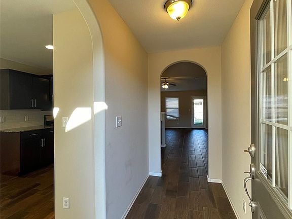 3rd image of 14615 E 111th Pl N