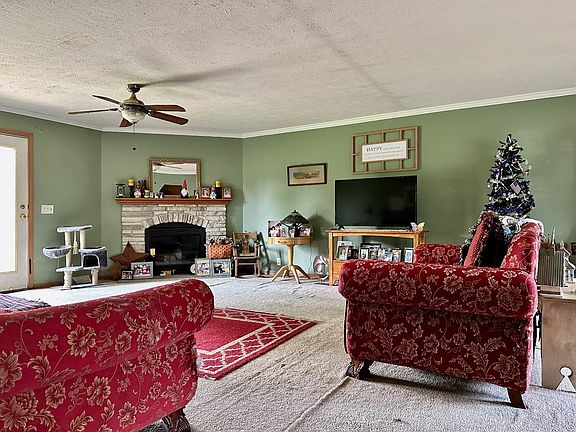 4th image of 6860 E Oakwood Ave
