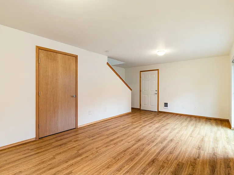 3303 Hilda Ln — Photo 8