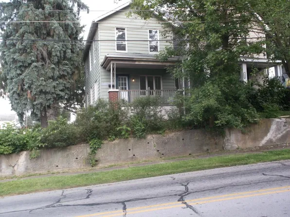 1801 Moravia St, New Castle, PA 16101