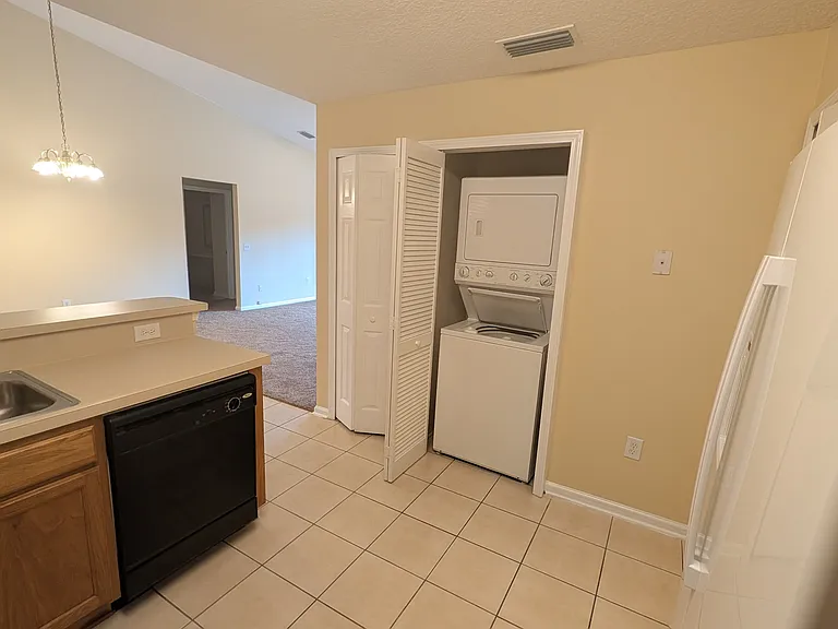 6076 Maggies Cir #116 — Photo 8