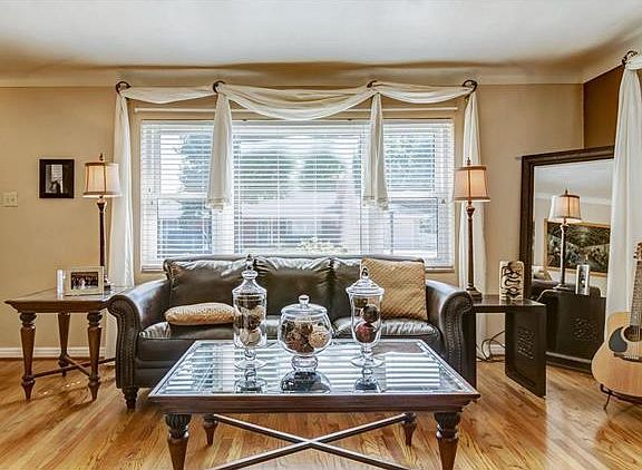 4th image of 10084 Affton Pl