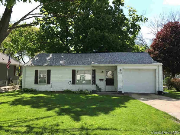 1142 Maple Ave, Galesburg, IL 61401