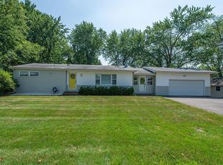 11111 Oak Knoll Ter N, Minnetonka, MN 55305