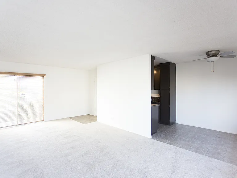 2112 Garnet Avenue — Photo 6