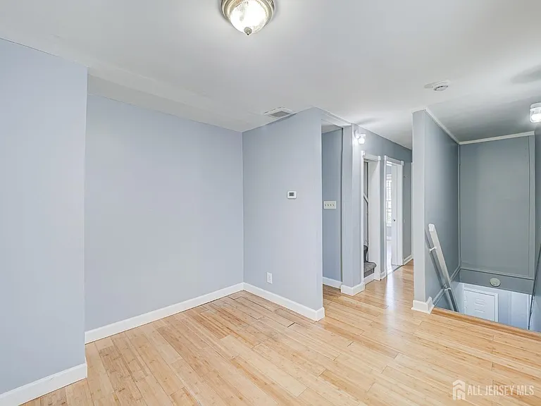 314 Seaman St #2 — Photo 3