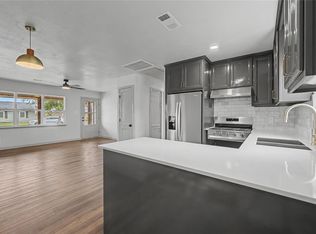 1108 Nottingham Dr, Angleton, TX 77515