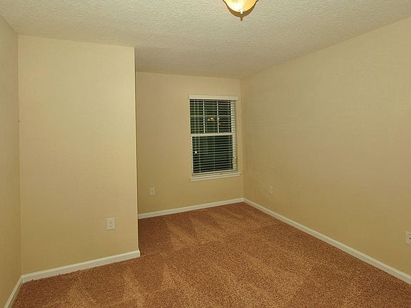2nd image of 130 Burnett Ct Unit 109