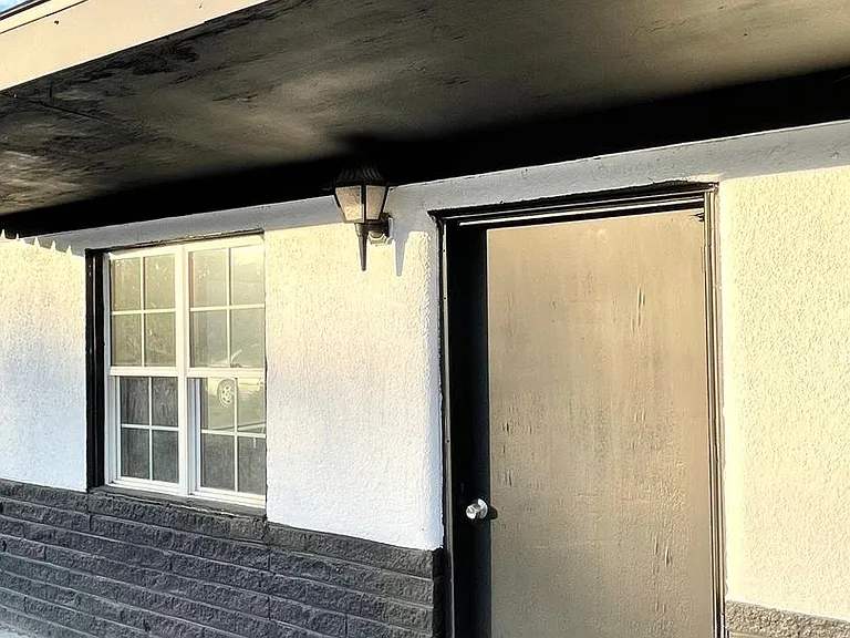F331IE — Photo 2