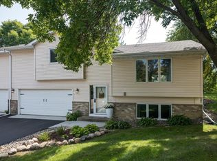 110163 Friendship Ln, Chaska, MN 55318