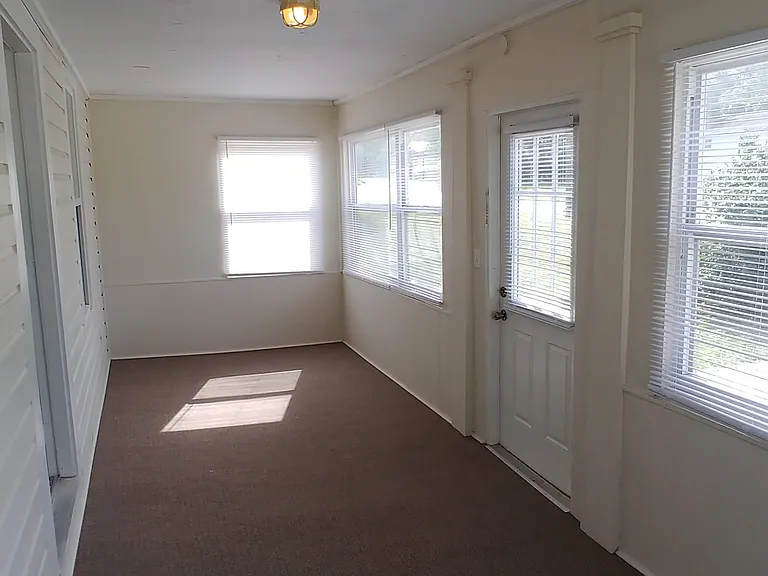 423 Main St #A — Photo 12