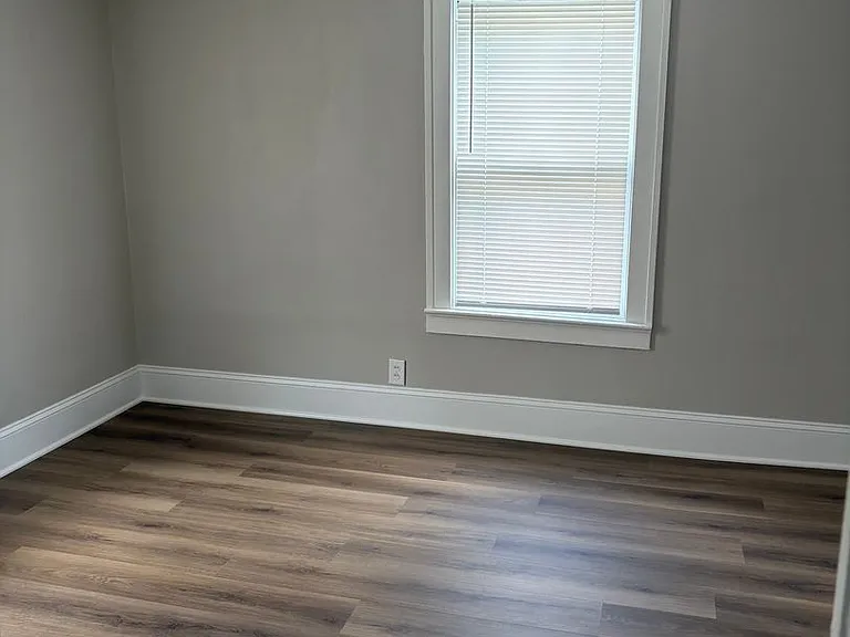 128 N Seffner Ave — Photo 15
