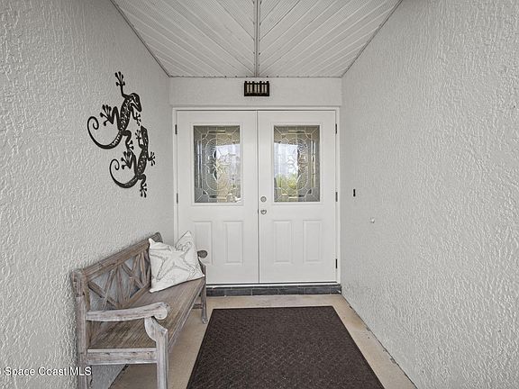 3rd image of 1505 S Carpenter Rd