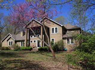 299 Avery Ln, Murphysboro, IL 62966