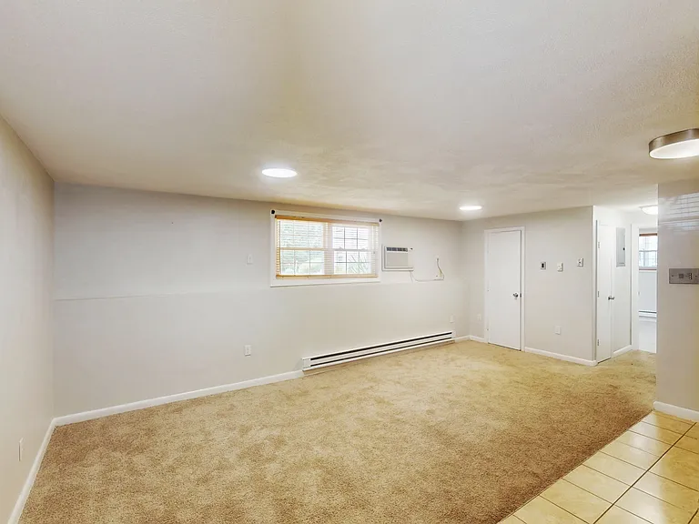 107 Oak Ln #3 — Photo 5
