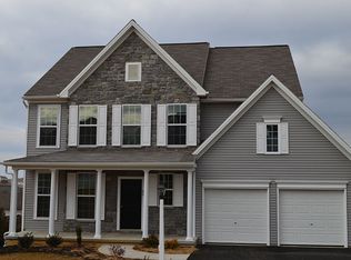 95 Ava Dr, Red Lion, PA 17356