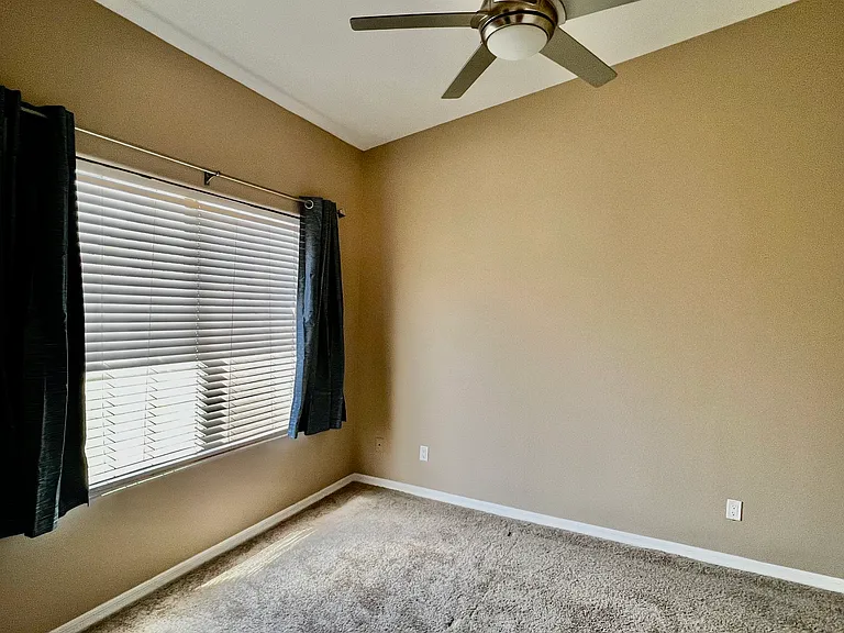1406 W Emerald Ave #111 — Photo 8