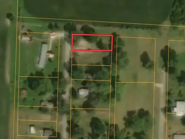 412 Washington St, Wellsville, MO 63384