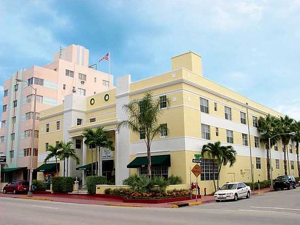 2nd image of 3611 Collins Ave #102
