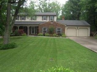 596 Woodland View Dr, Cincinnati, OH 45244