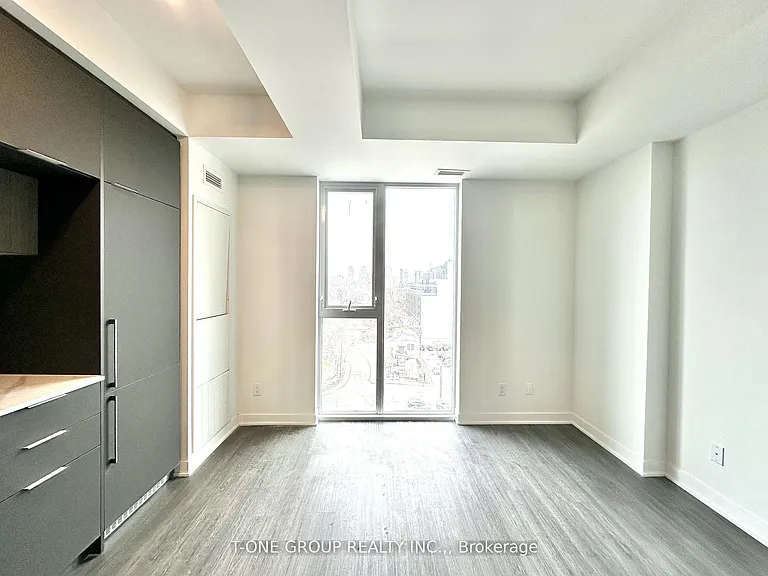 185 Alberta Ave #803 — Photo 7