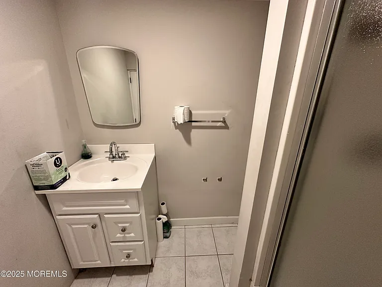 330 Highland Ave — Photo 22