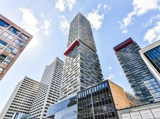 8 Eglinton Ave E #2009, Toronto, ON M4P 0C1