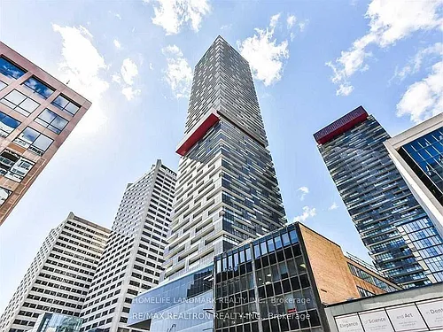 8 Eglinton Ave E Photo 1