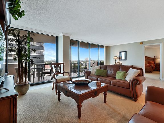 3rd image of 4200 N Ocean Dr APT 2-704