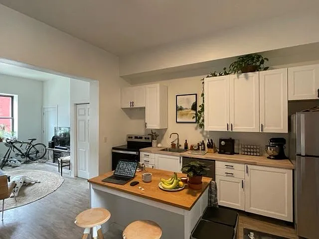 2017 Forbes Ave Floor 1 photo 1